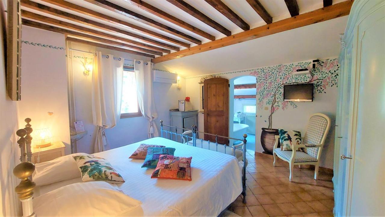 La Bergerie Du Moulin (Adults Only) Bed and Breakfast Taradeau Εξωτερικό φωτογραφία