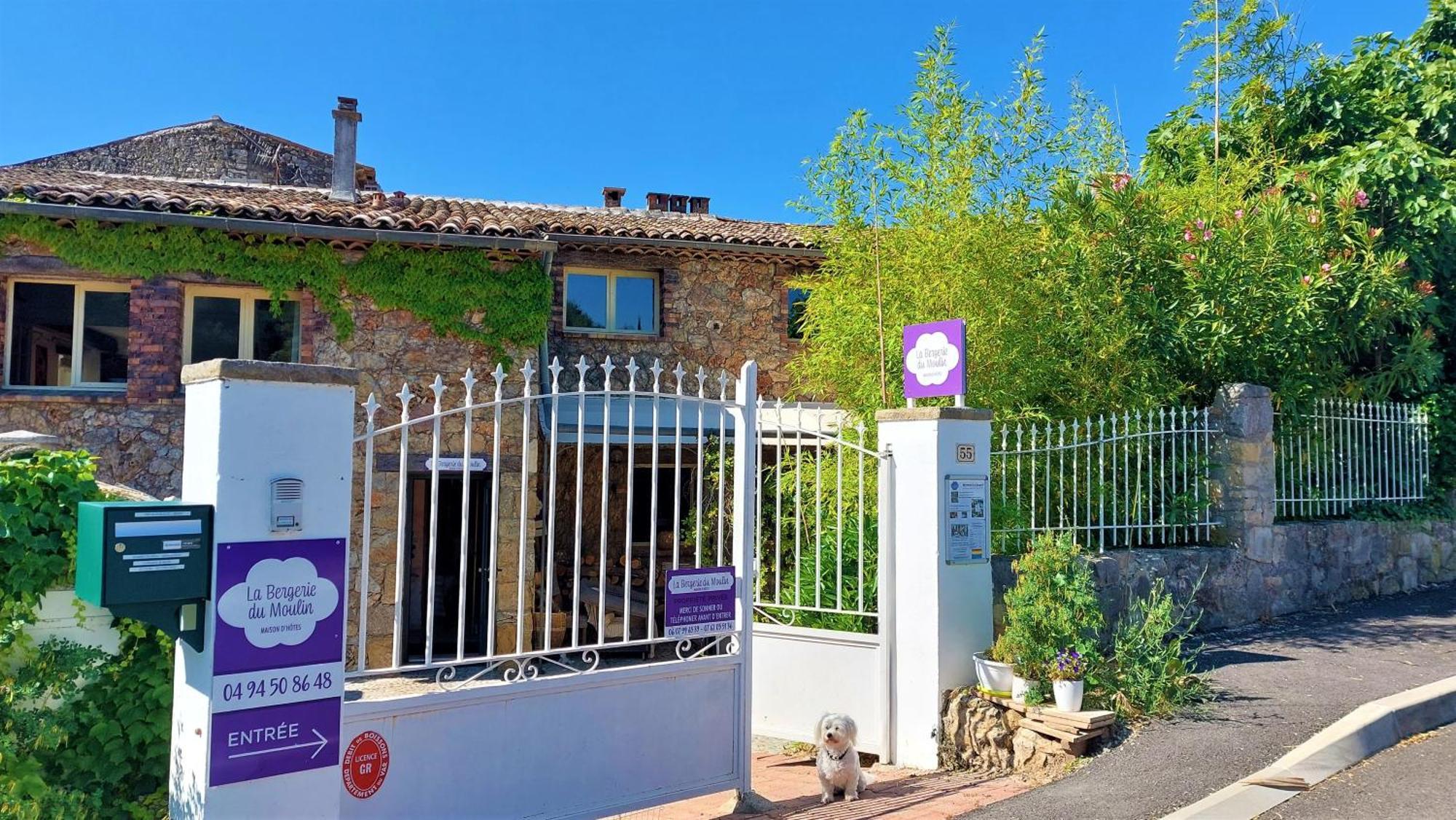 La Bergerie Du Moulin (Adults Only) Bed and Breakfast Taradeau Εξωτερικό φωτογραφία