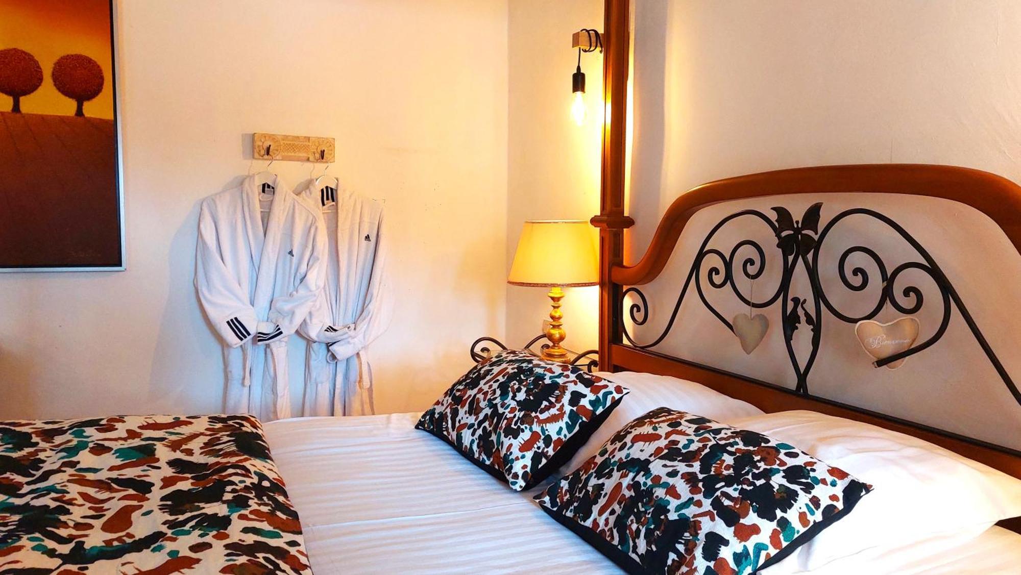 La Bergerie Du Moulin (Adults Only) Bed and Breakfast Taradeau Εξωτερικό φωτογραφία